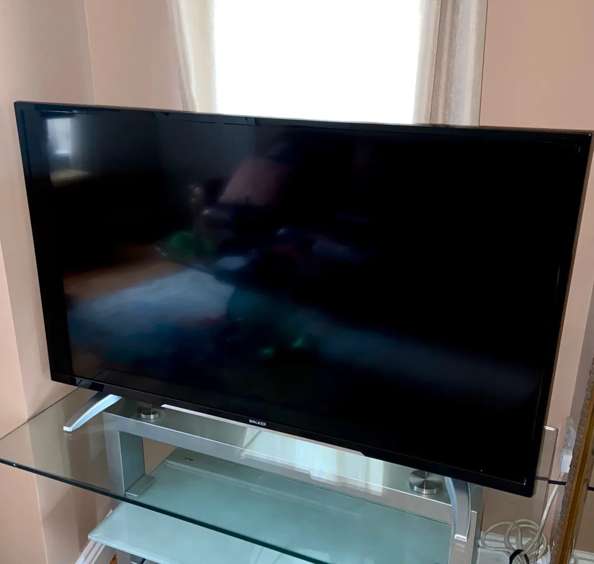 Smart T.V - Image 1