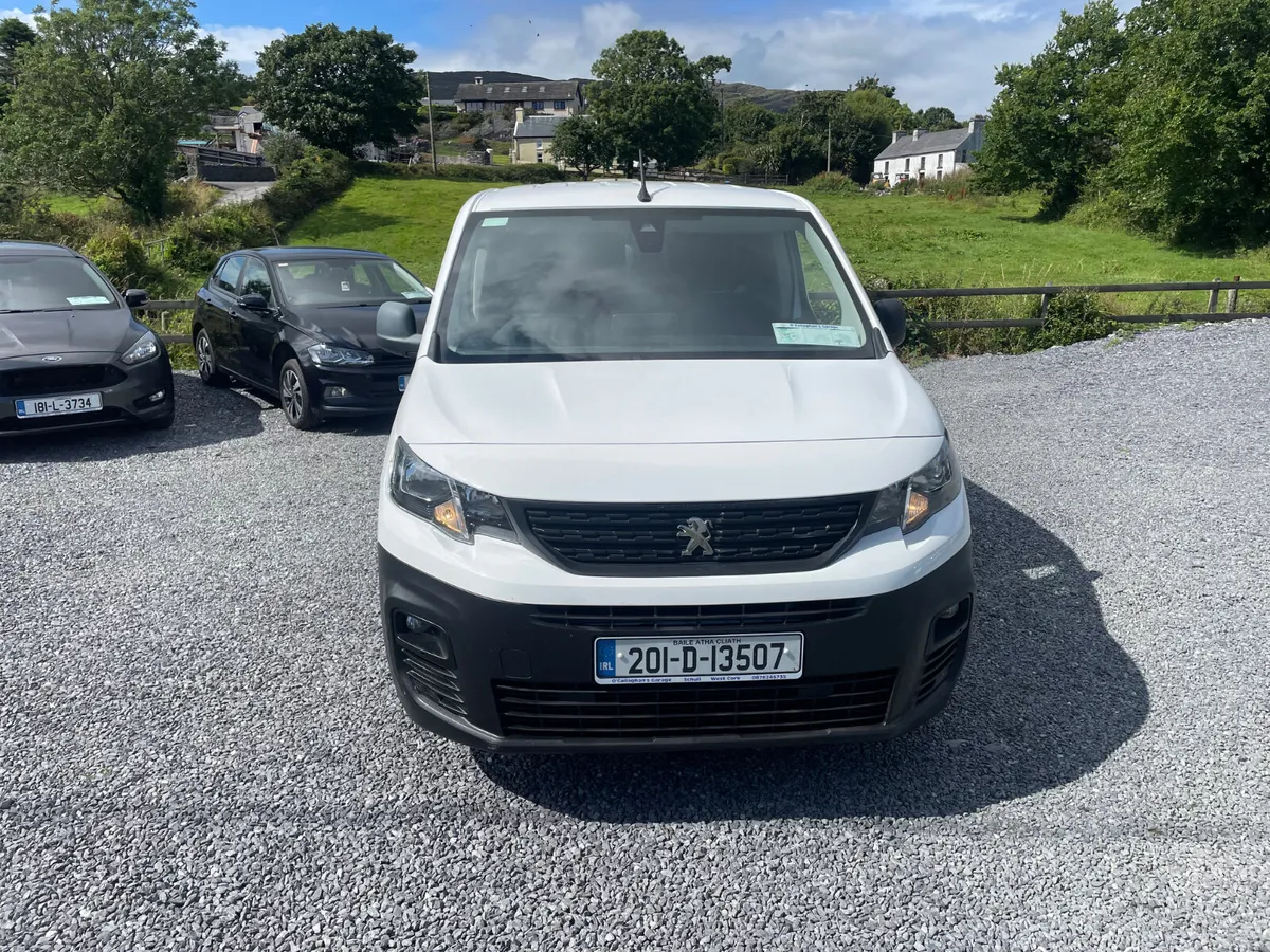 Peugeot Partner 2020 low kms - Image 2