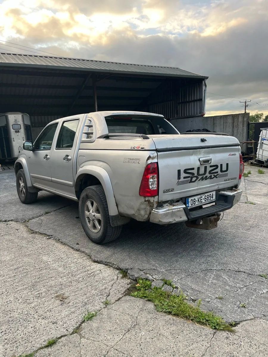 Iszuzu d-max - Image 1