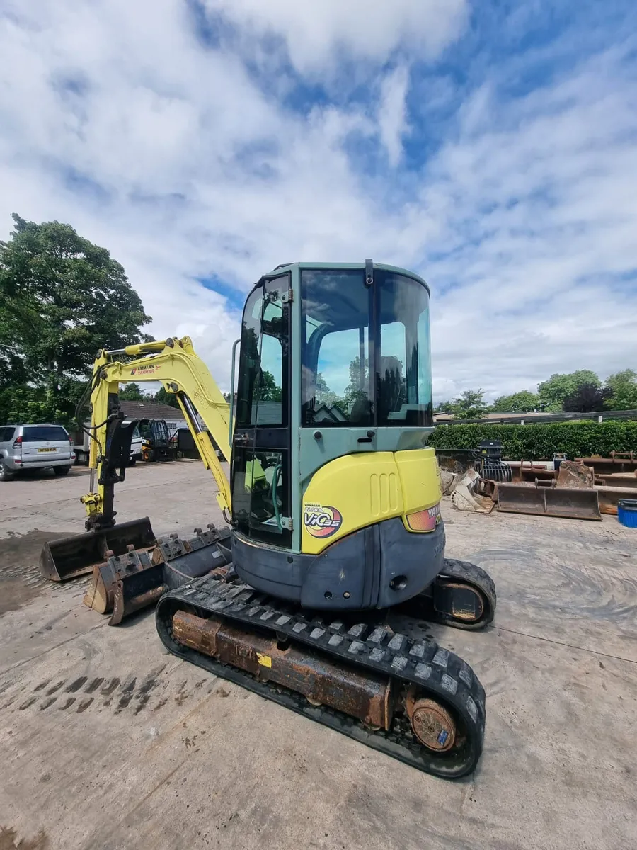 2009 YANMAR VIO35-3 - Image 2