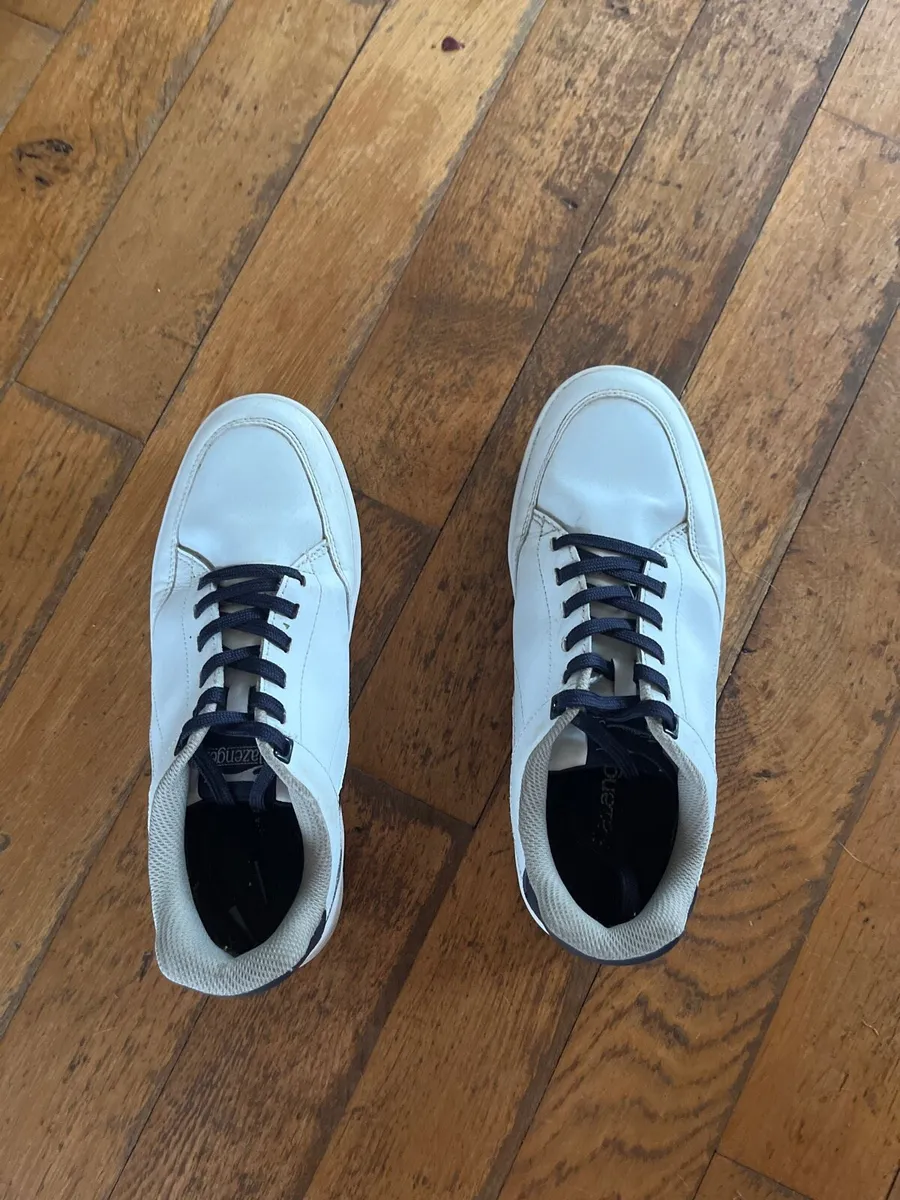 Golf shoes size UK 6 - Image 2
