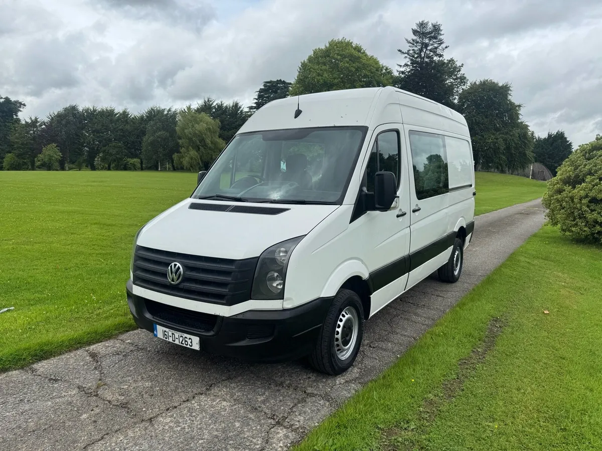 2016 Volkswagen Crafter crew cab - Image 2