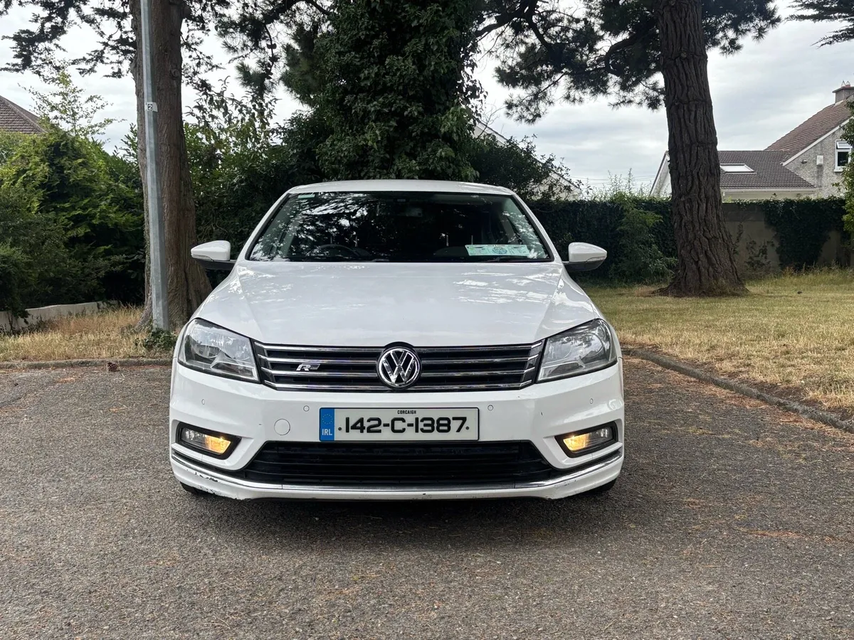 2014 Volkswagen Passat RLINE Bluemotion - Image 3