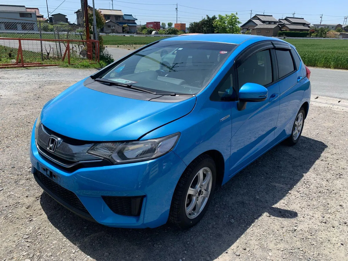 Car - Image 1