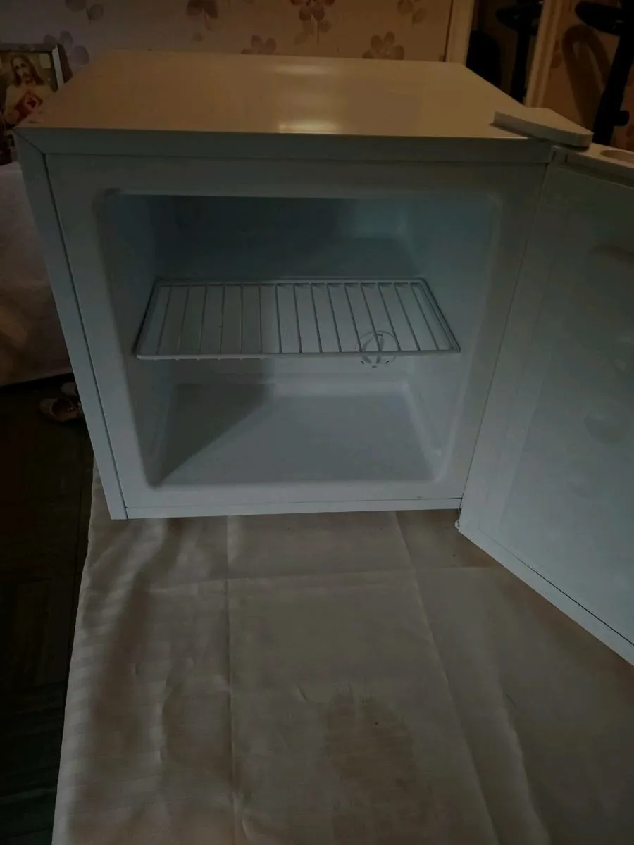 Countertop freezer 20 - Image 2