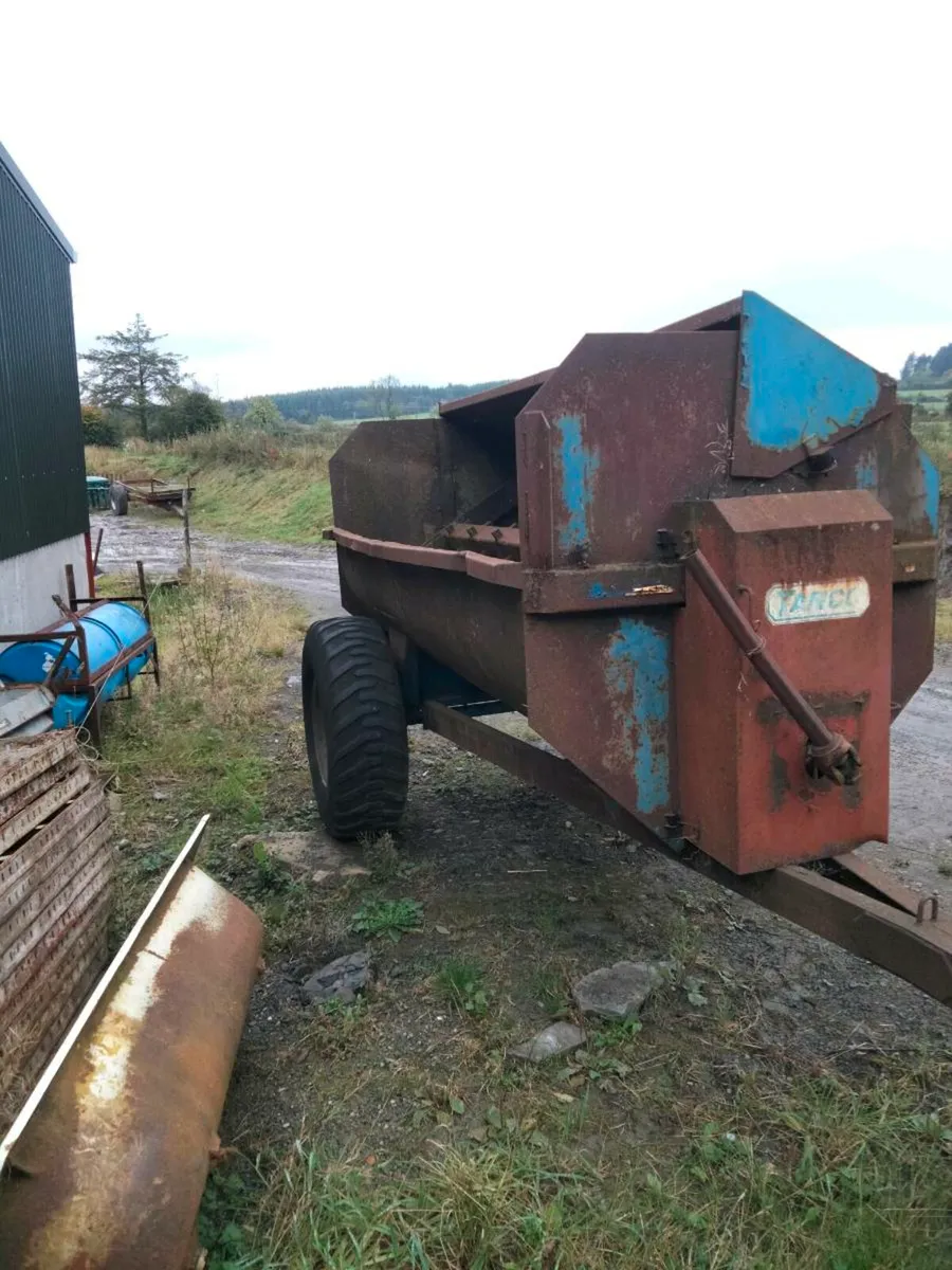 Tanco dung spreader - Image 1