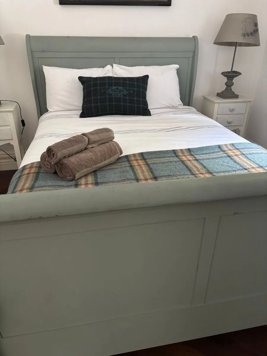 King Sized Bed from Flowerhill Furniture Solid Wood Frame - Image 2