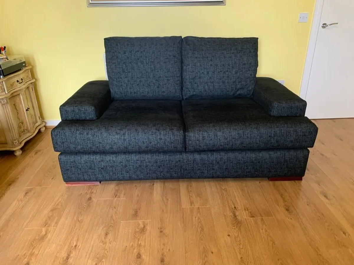 Sofas - quick sale - Image 4