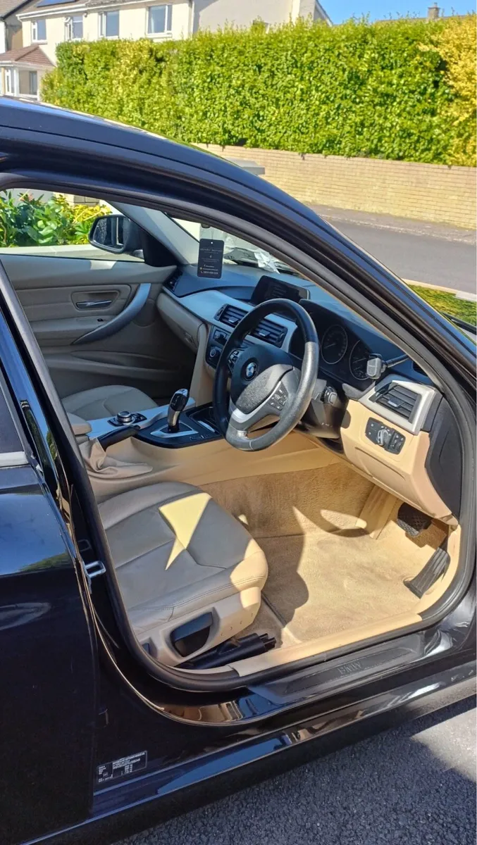BMW 3 Series - Diesel - Image 4