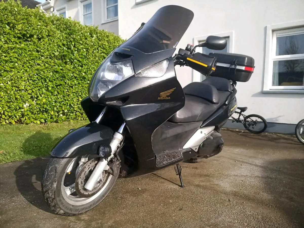 Honda Silver Wing 600 - Image 2
