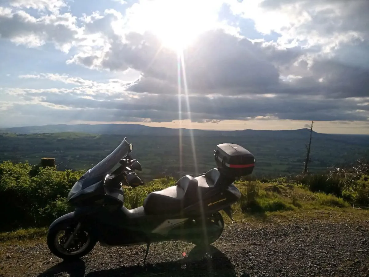 Honda Silver Wing 600 - Image 1
