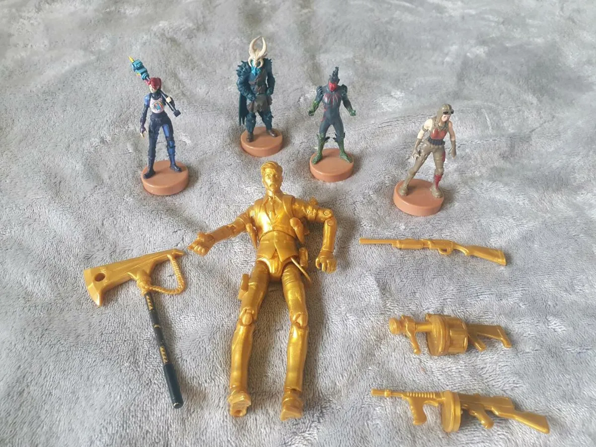 Fortnite Golden Midas  and stamps - Image 2