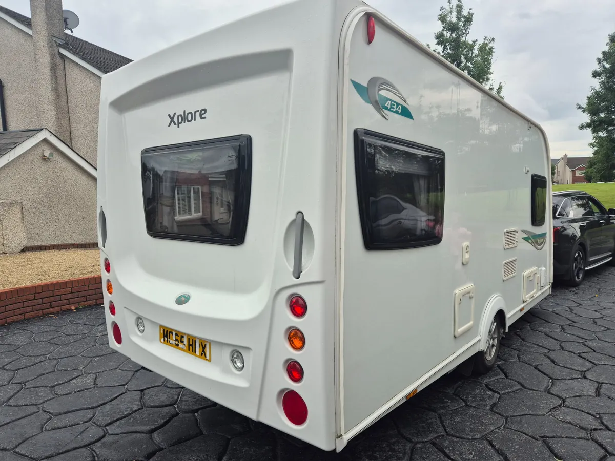 2015 Elddis  Xplore  Solid 434 Motor Movers - Image 3