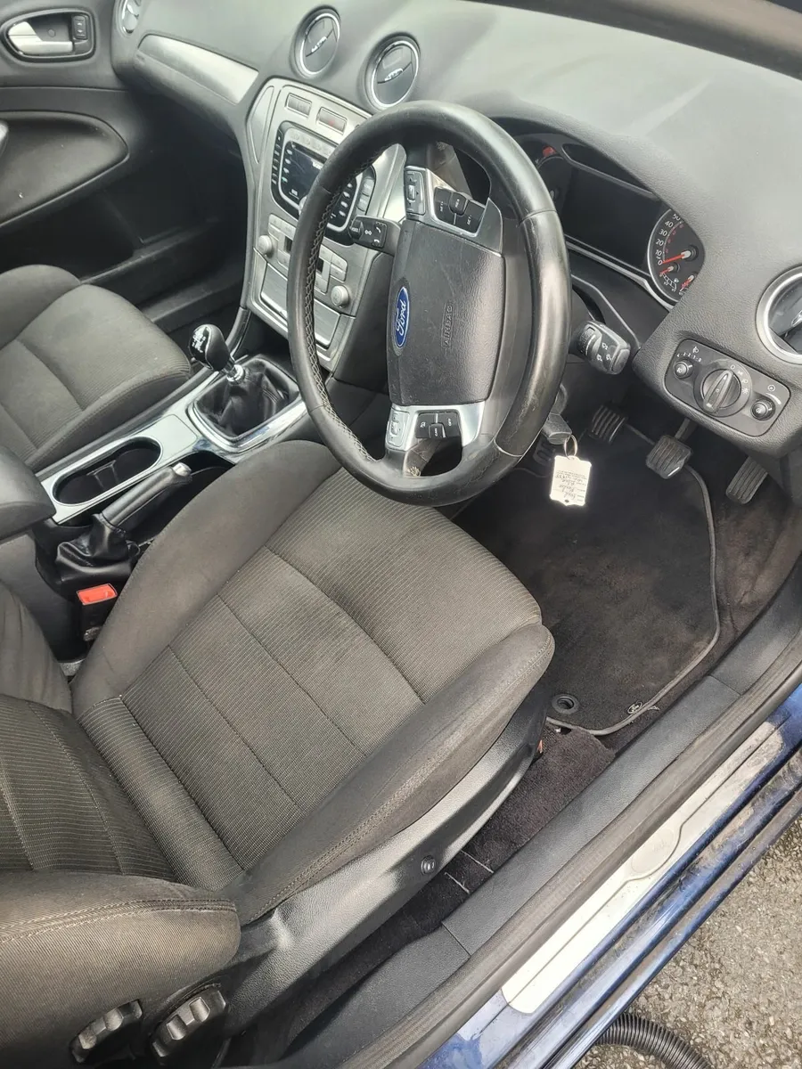 Ford Mondeo 2010 - Image 3