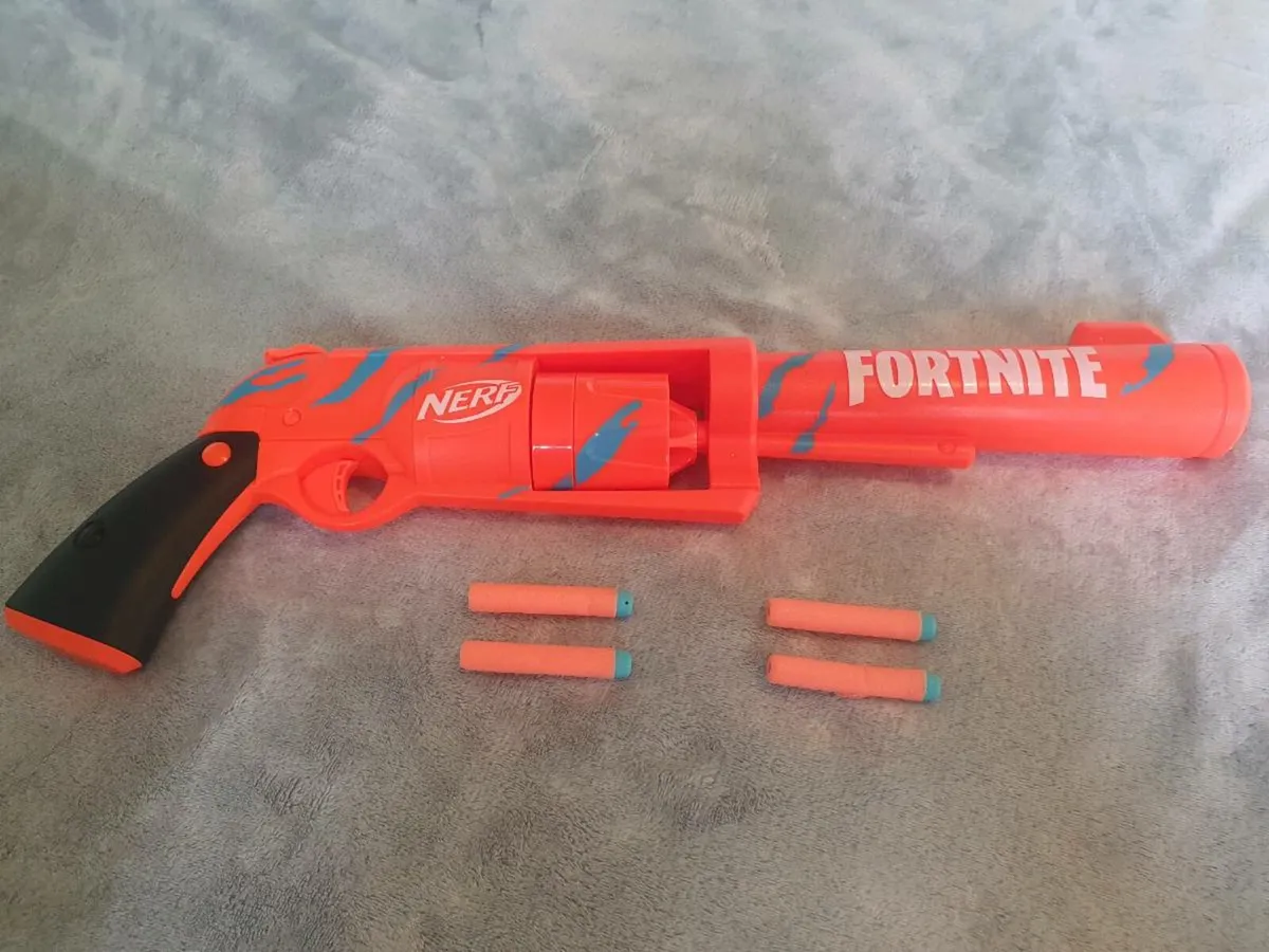Fortnite gun