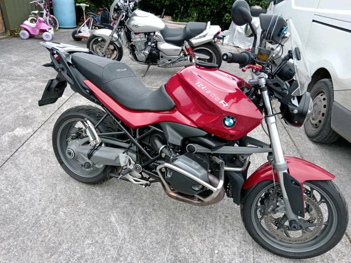 Bmw r1200r 2011 - Image 2