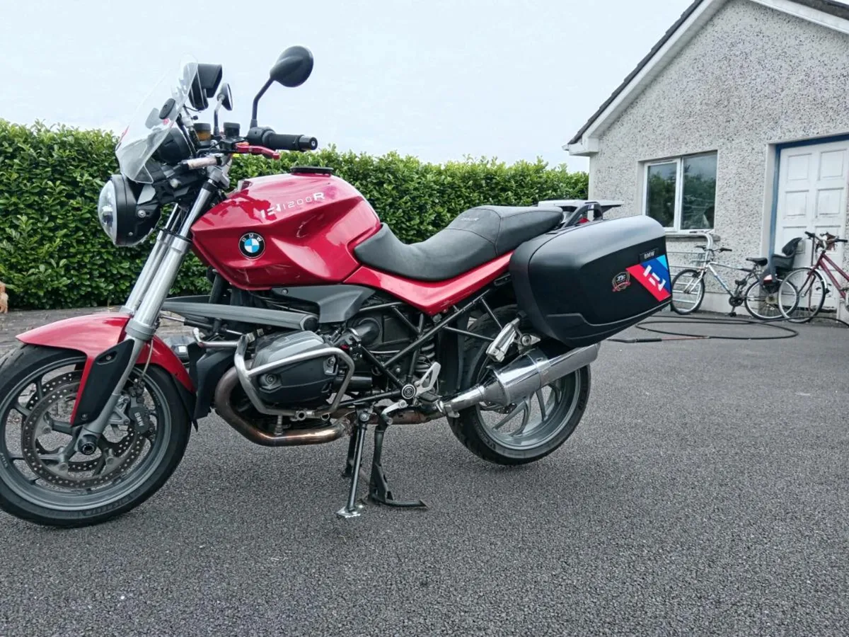 Bmw r1200r 2011 - Image 1