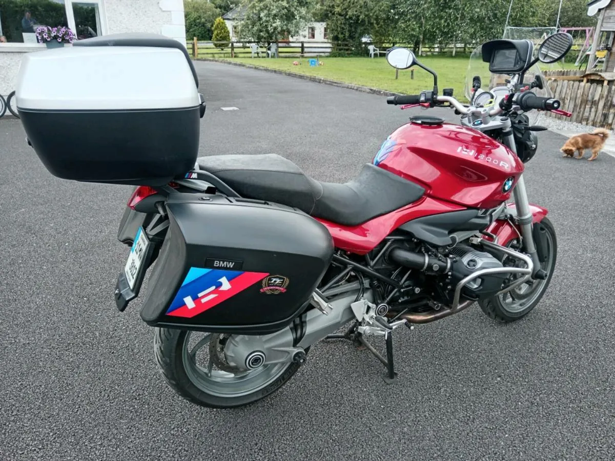 Bmw r1200r 2011 - Image 2
