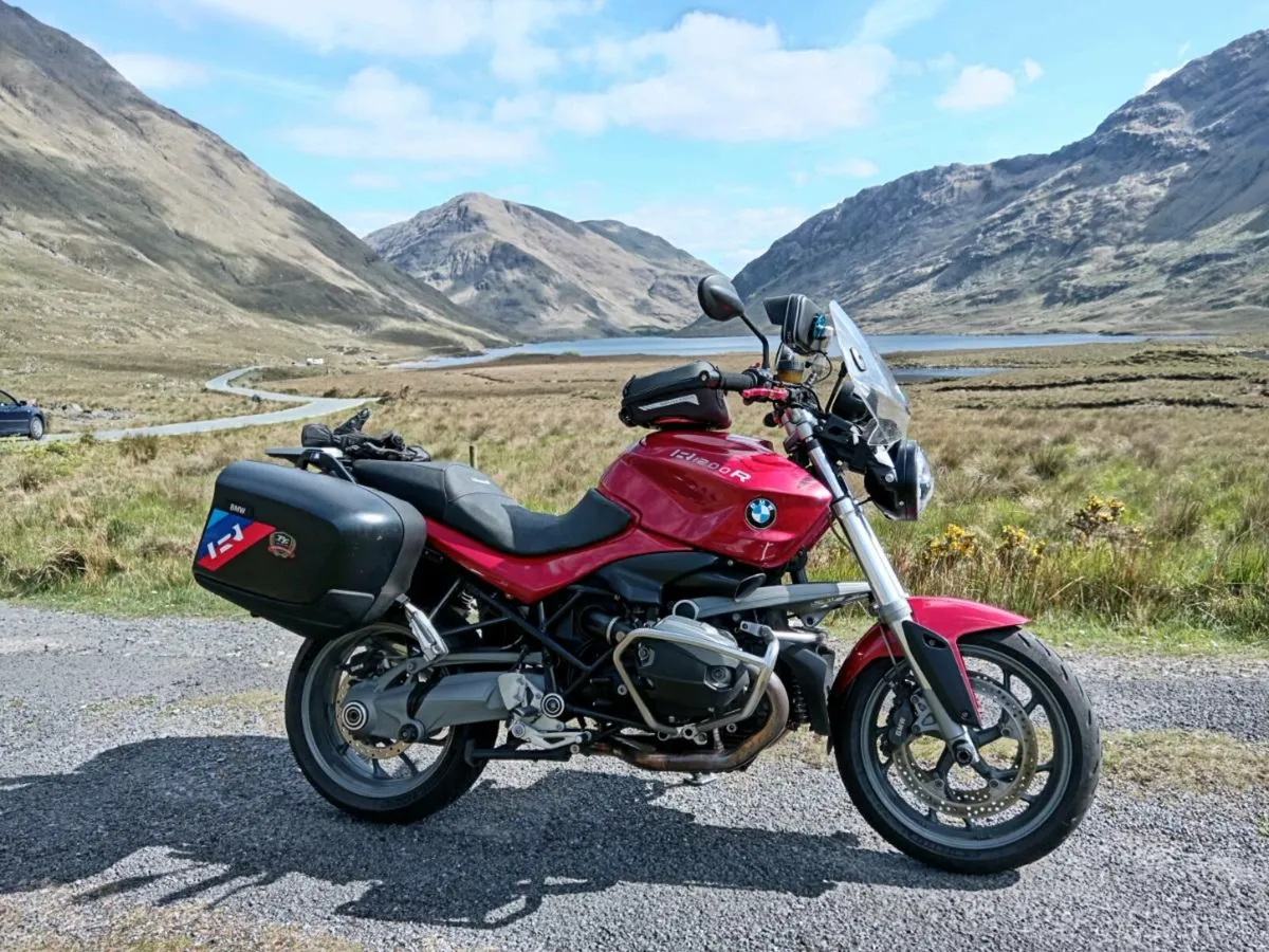 Bmw r1200r 2011 - Image 1