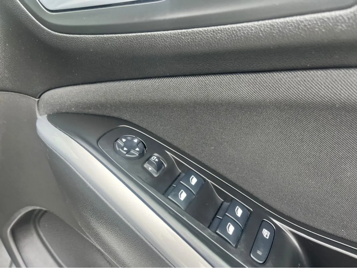 Opel GRANDLAND X My21-sc-1.5 130PS 130PS-DSL-6SP - Image 4