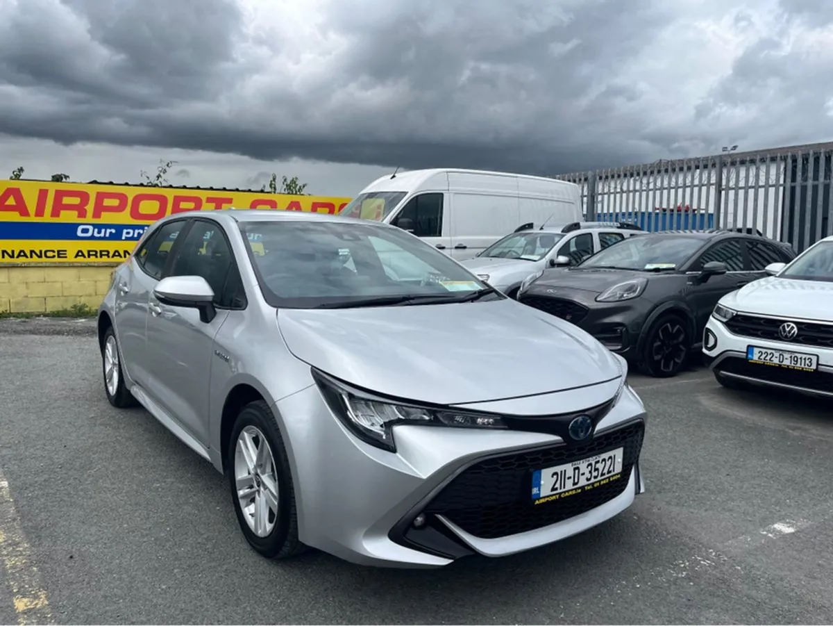 Toyota Corolla Hybrid Luna H/B 4DR Auto A - Image 2