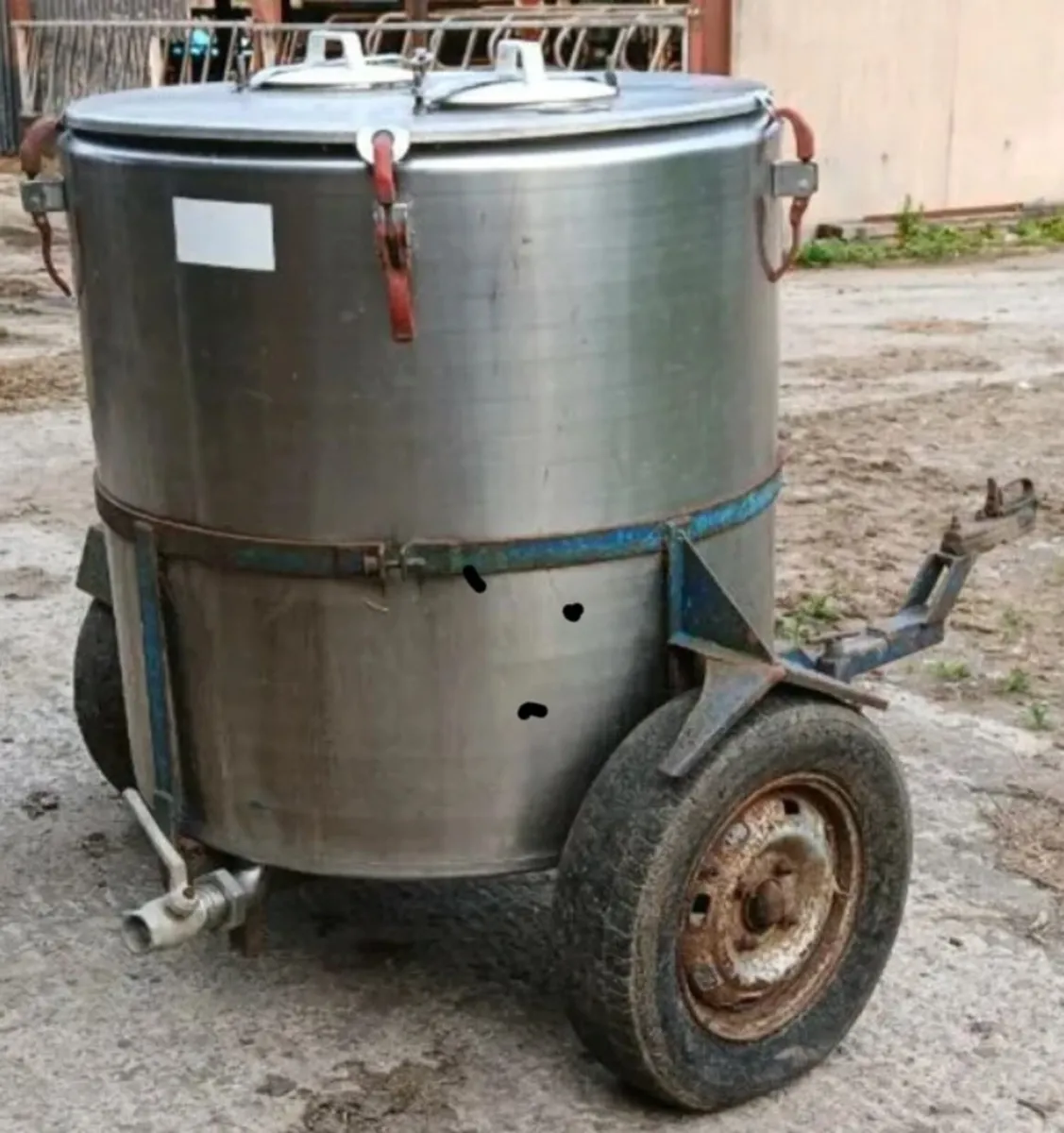 Mobile Milk tank wanted