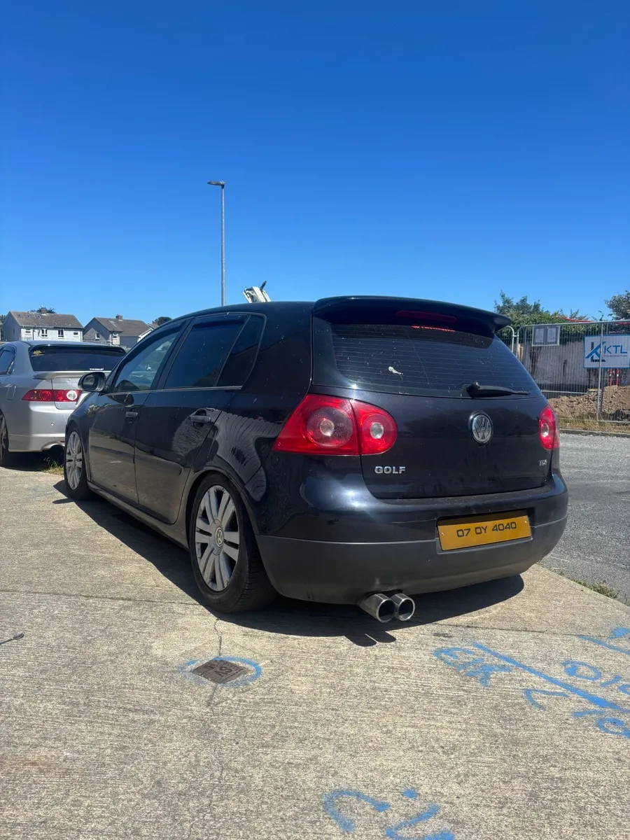 07 Volkswagen Golf - Image 4