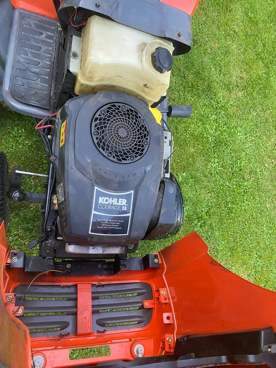 Husqvarna ride on mower cth151 - Image 2