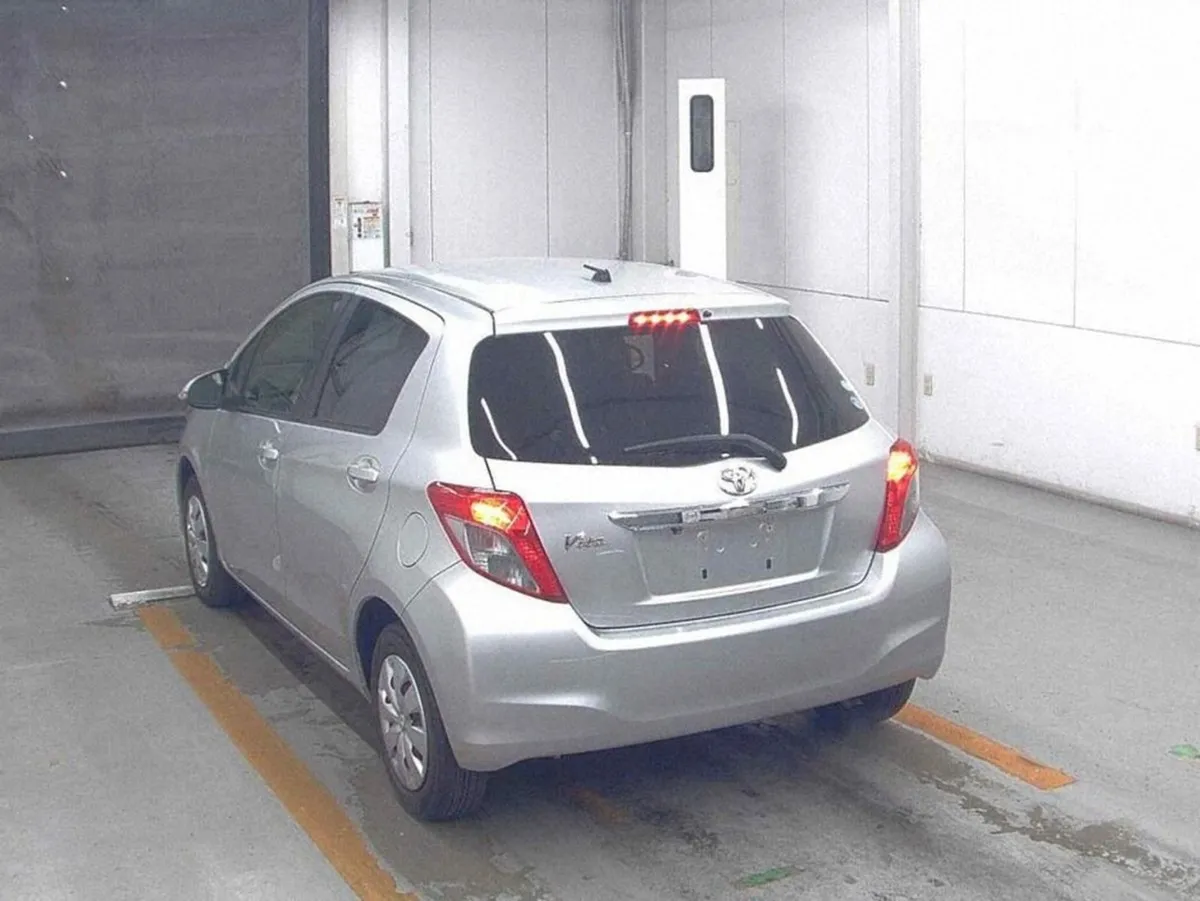 Toyota Yaris 1.0 Smile Eition Auto - Image 2