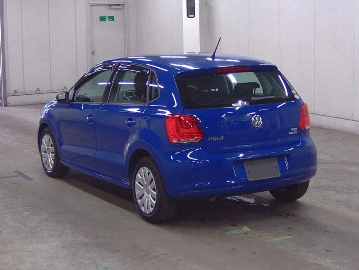 Volkswagen Polo 1.2 TSI Comfortline Auto - Image 2