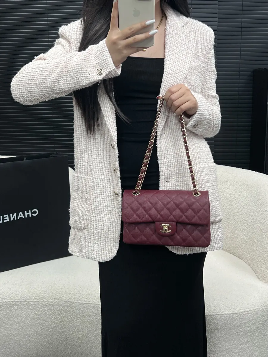 Channel handbags 👜 ❤️ - Image 1