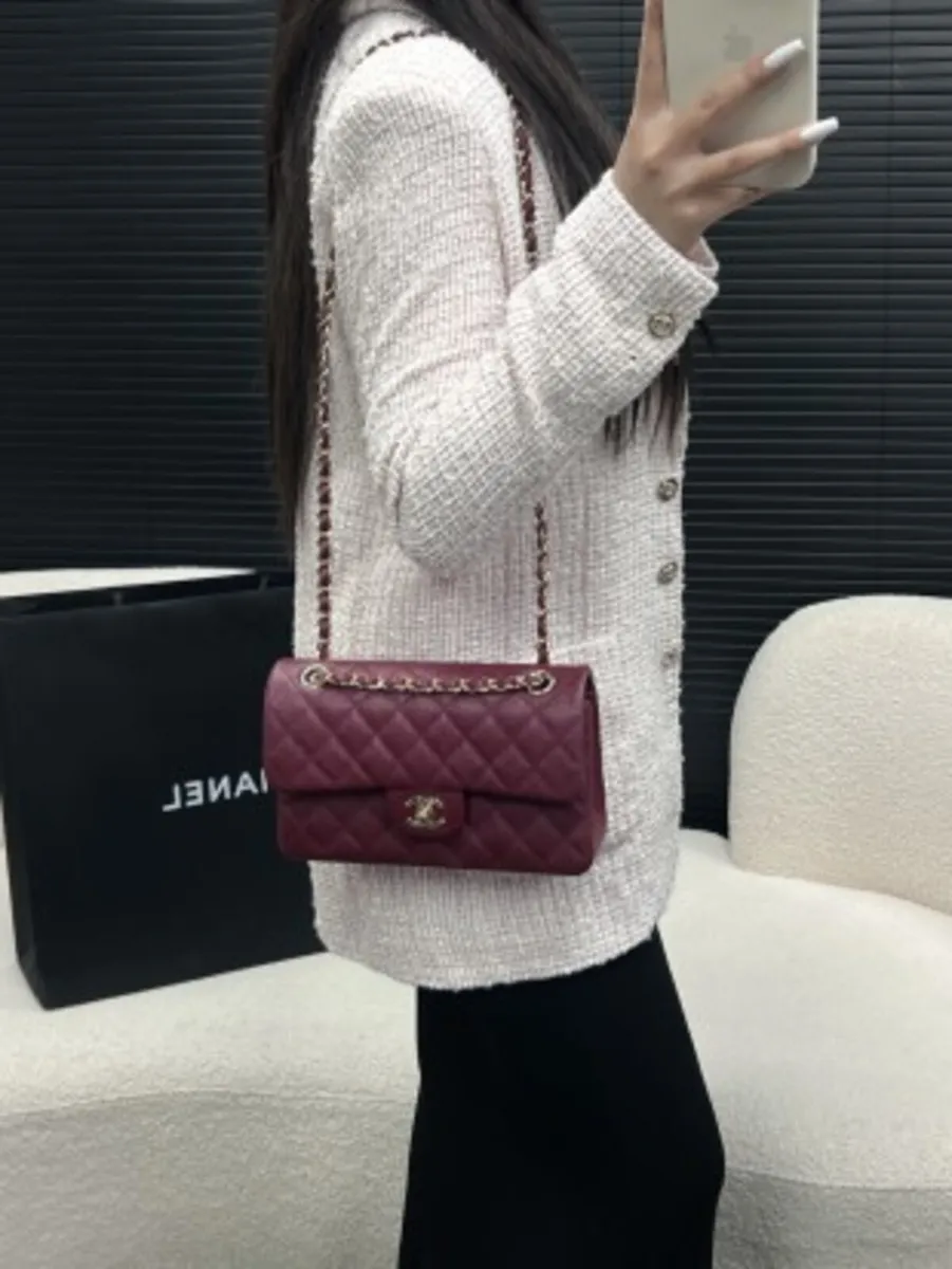 Channel handbags 👜 ❤️ - Image 2