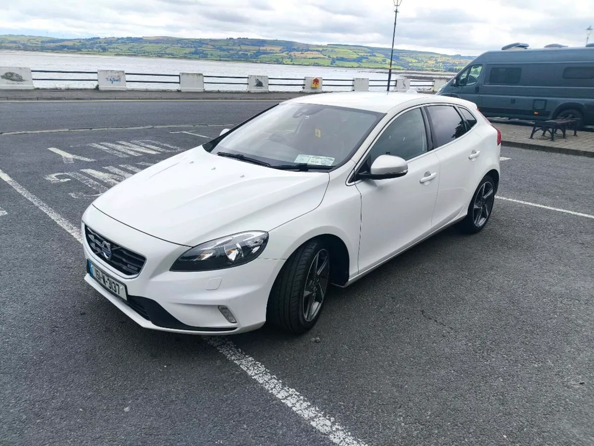 2015 Volvo V40 R-Design 1.6L Diesel 115BHP - Image 3