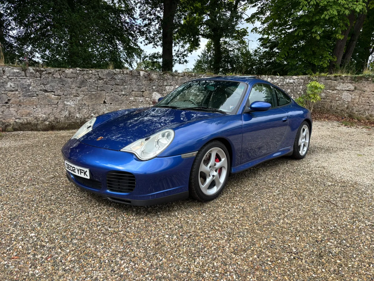 Porshe 911 carrera 4S - Image 3