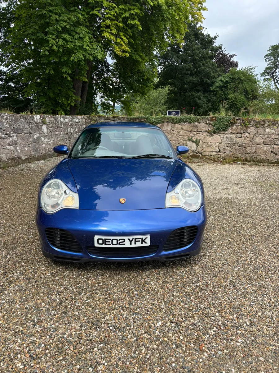 Porshe 911 carrera 4S - Image 4