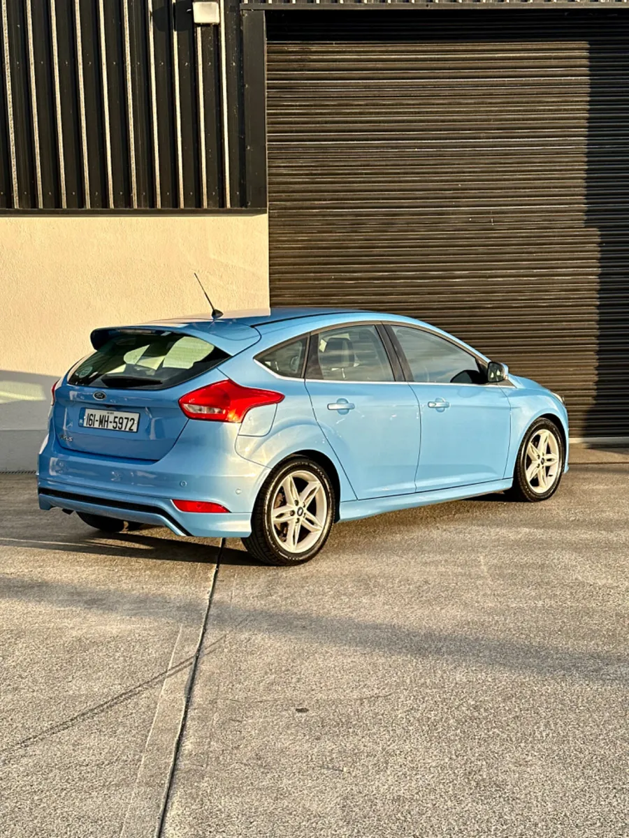 2016 FORD FOCUS ZETEC NAV 1.5 TDCI 120BHP - Image 3