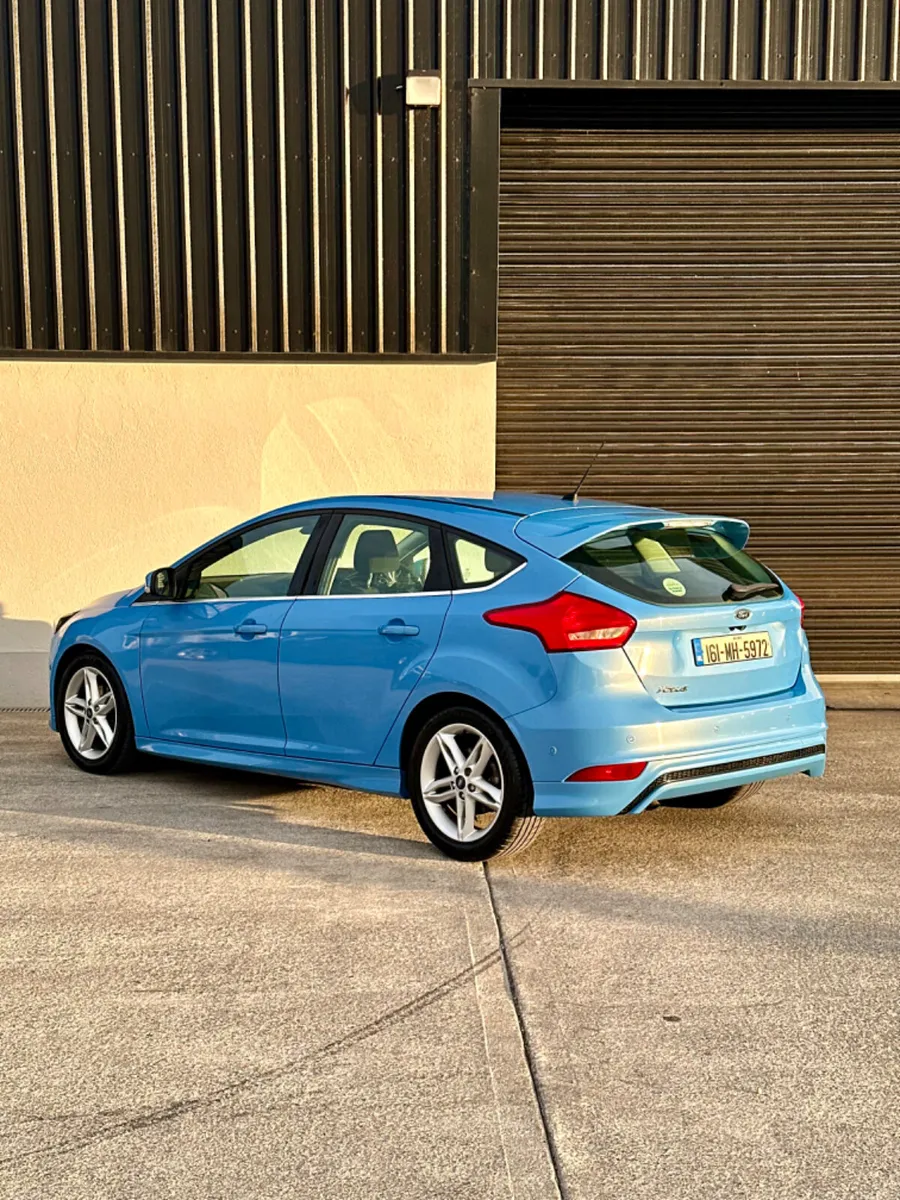 2016 FORD FOCUS ZETEC NAV 1.5 TDCI 120BHP - Image 4