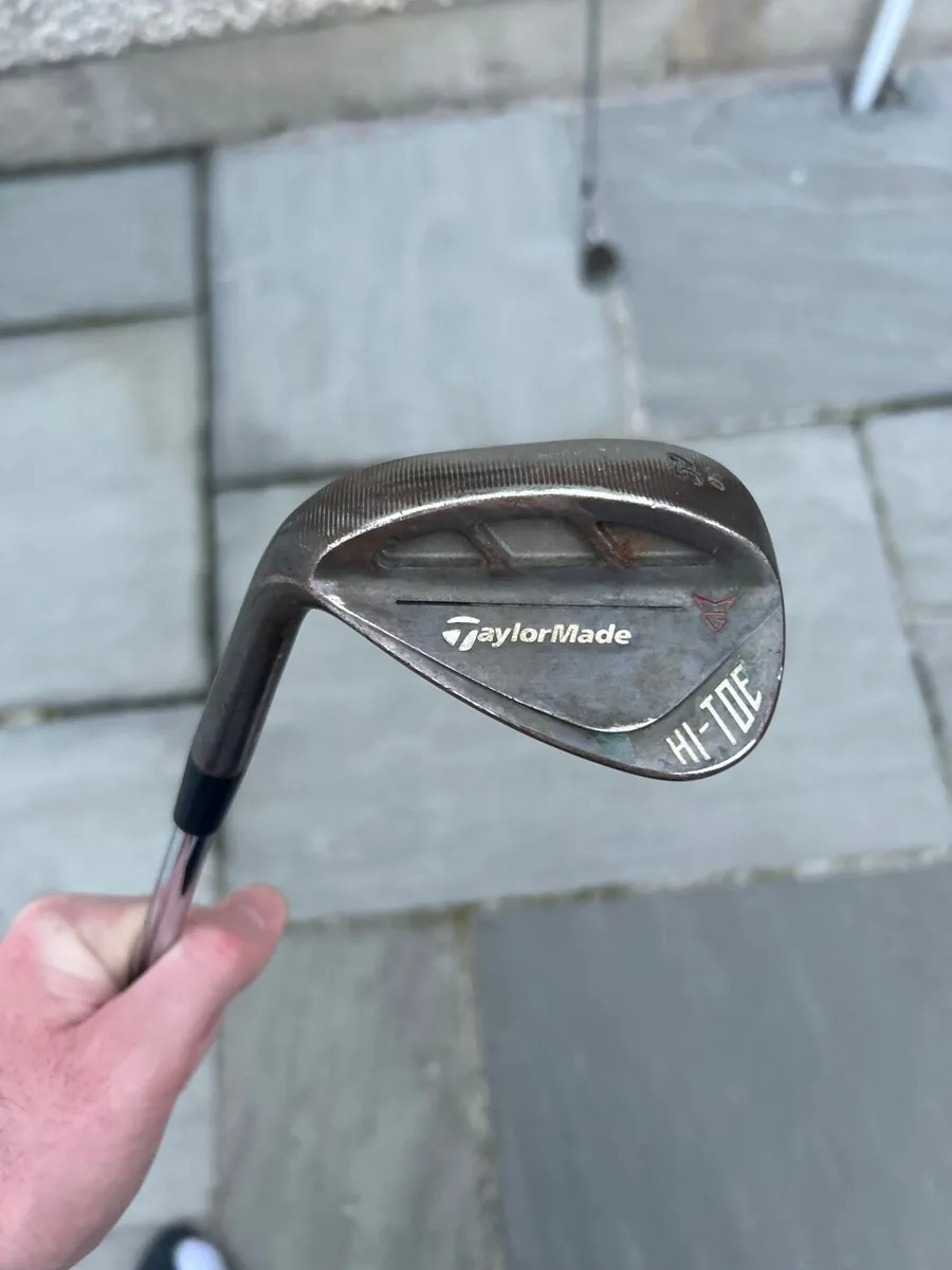 Left hand TaylorMade 52 degree Golf wedge - Image 2
