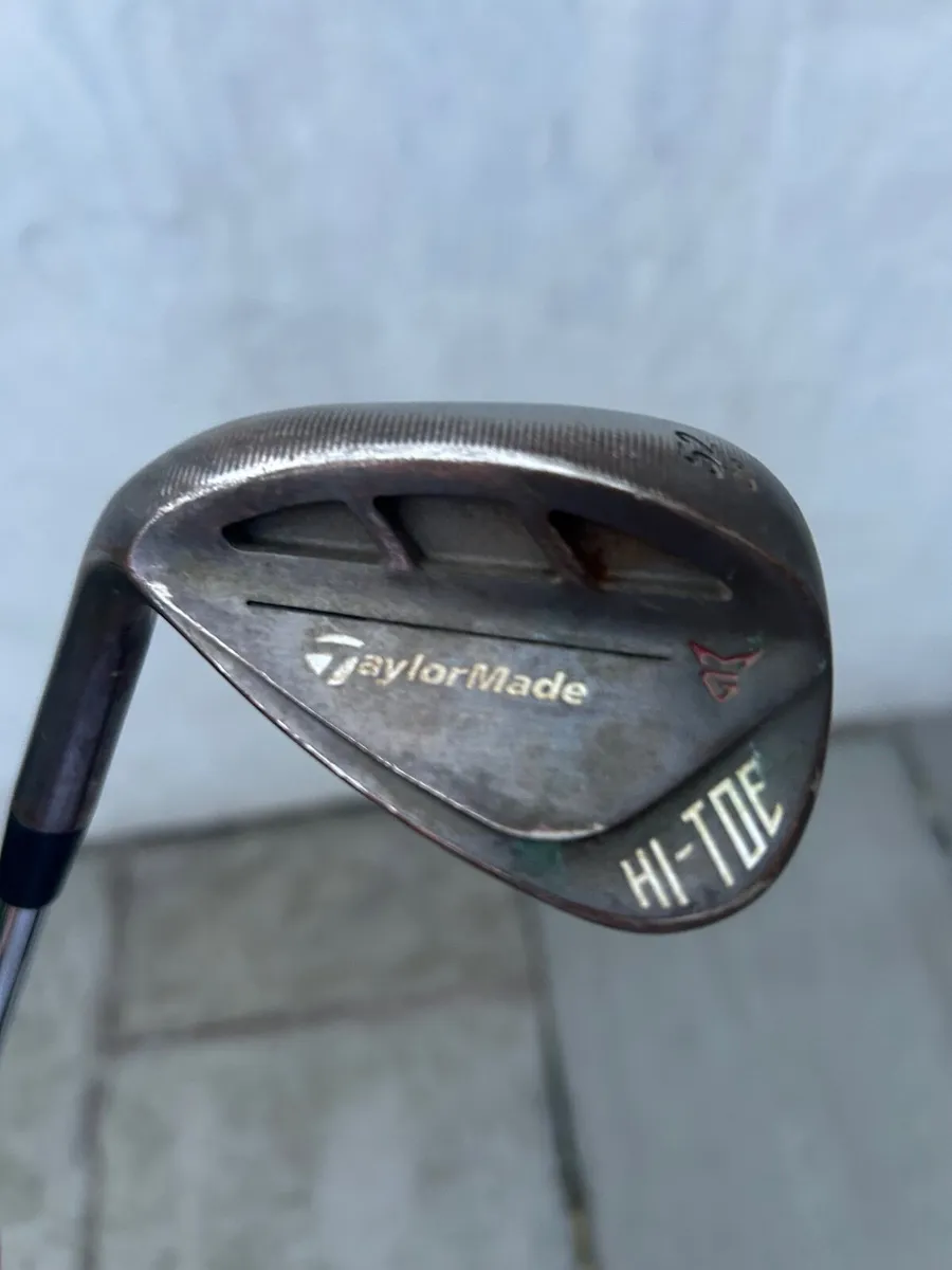 Left hand TaylorMade 52 degree Golf wedge - Image 4
