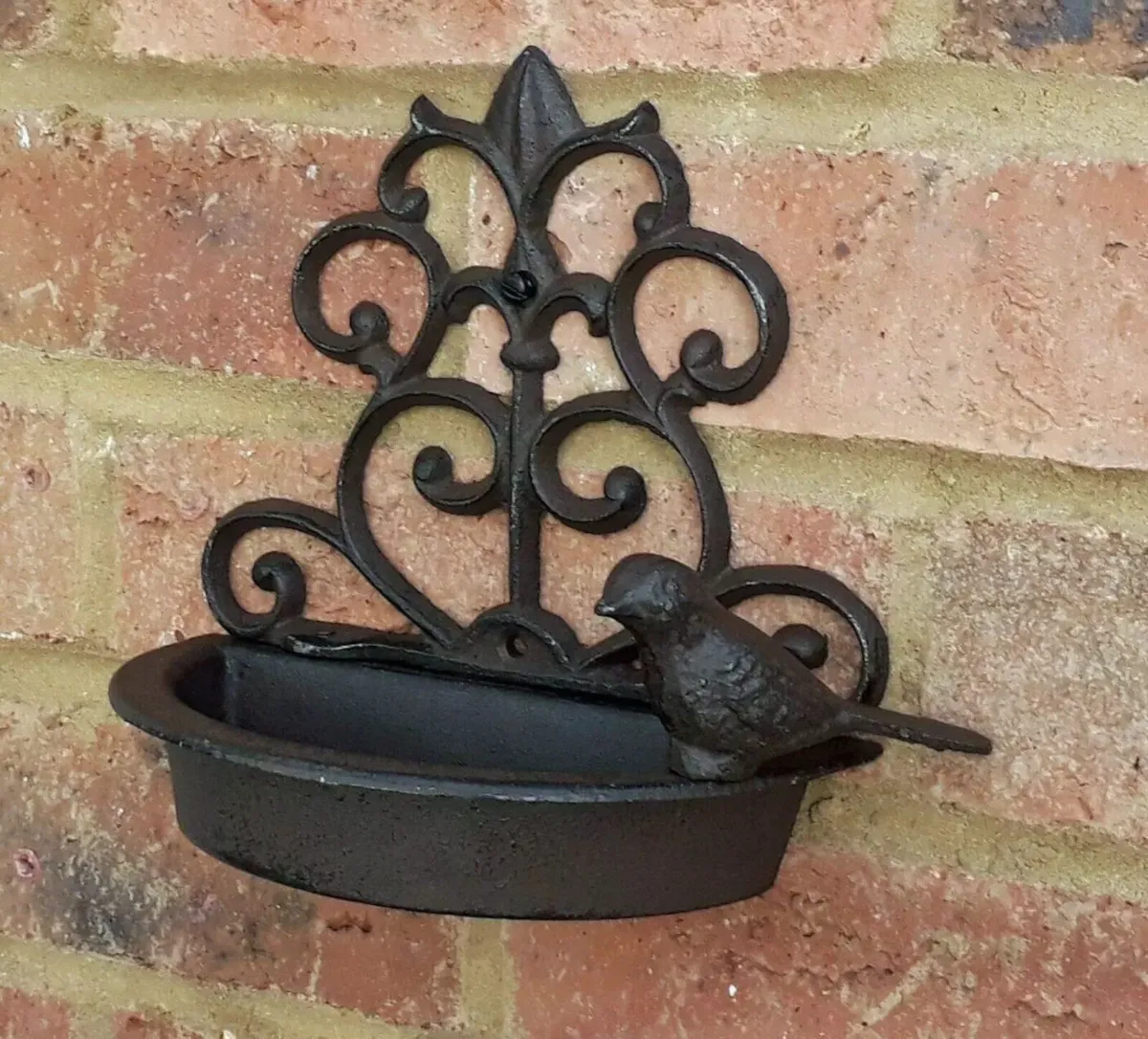 Cast Iron Wall Mounted Bird Bath Feeder NEW - Image 3
