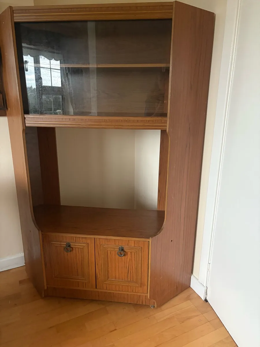 Tv stand