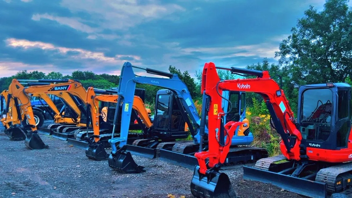 1.5 - 7.5 Tonne Diggers - - - Priced To Sell - Image 2