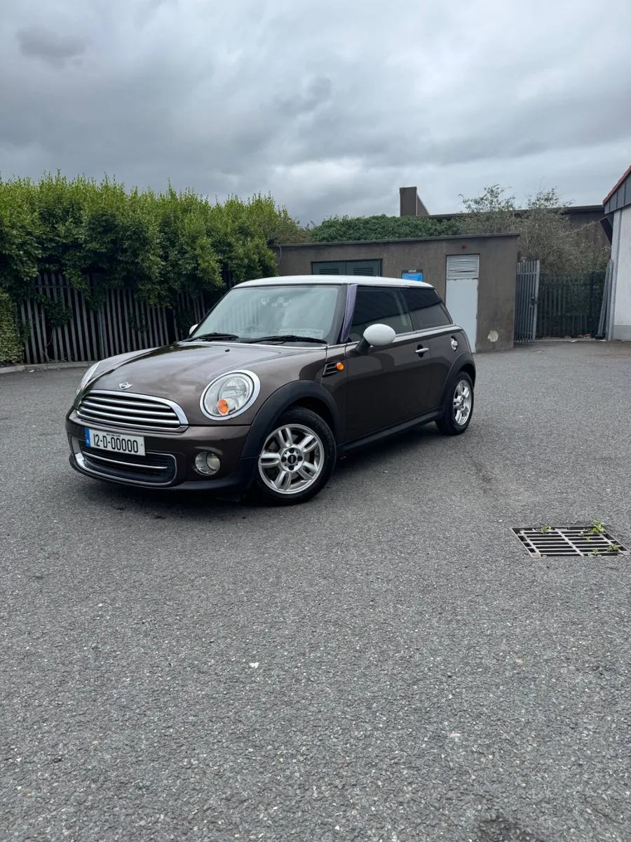 Mini  Cooper 1.6 Automatic - Image 2