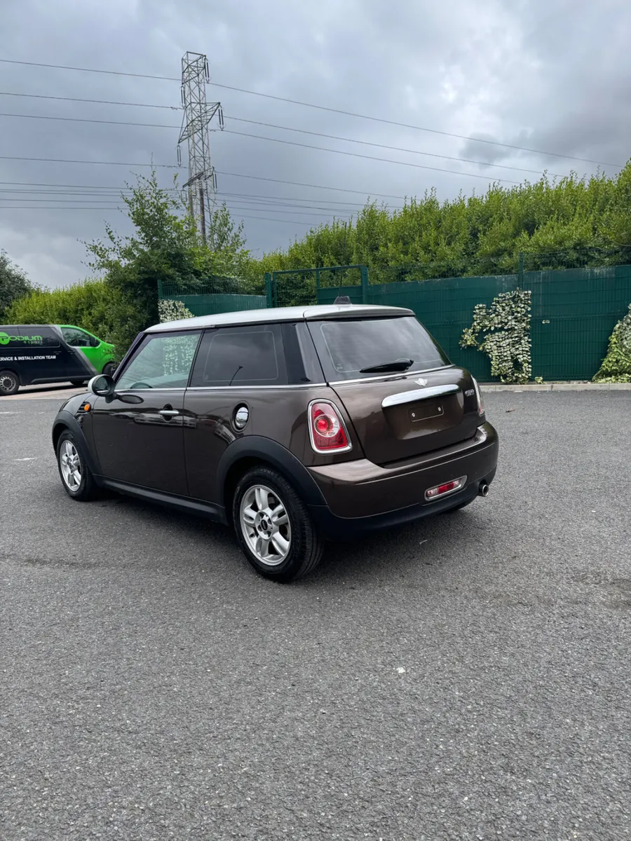Mini  Cooper 1.6 Automatic - Image 4