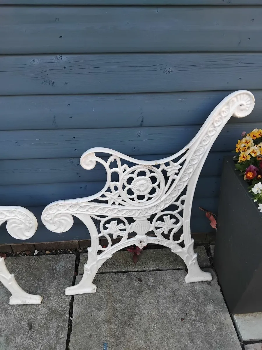 Cast iron bench ends - Image 3