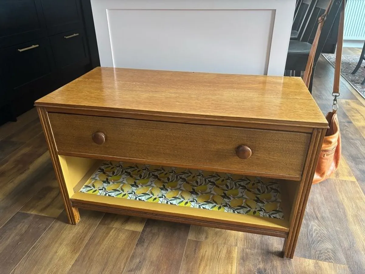 Mid Century Vintage TV Stand - Image 1