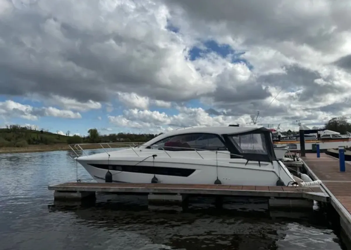 Jeanneau Leader 10 - Image 1