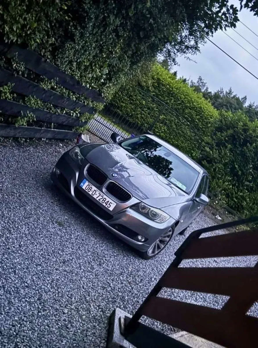 Bmw E90 Low mileage - Image 2