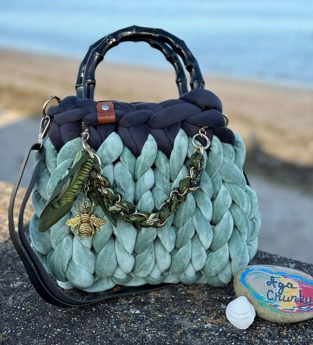 Chunky Yarn Handbags - Image 3