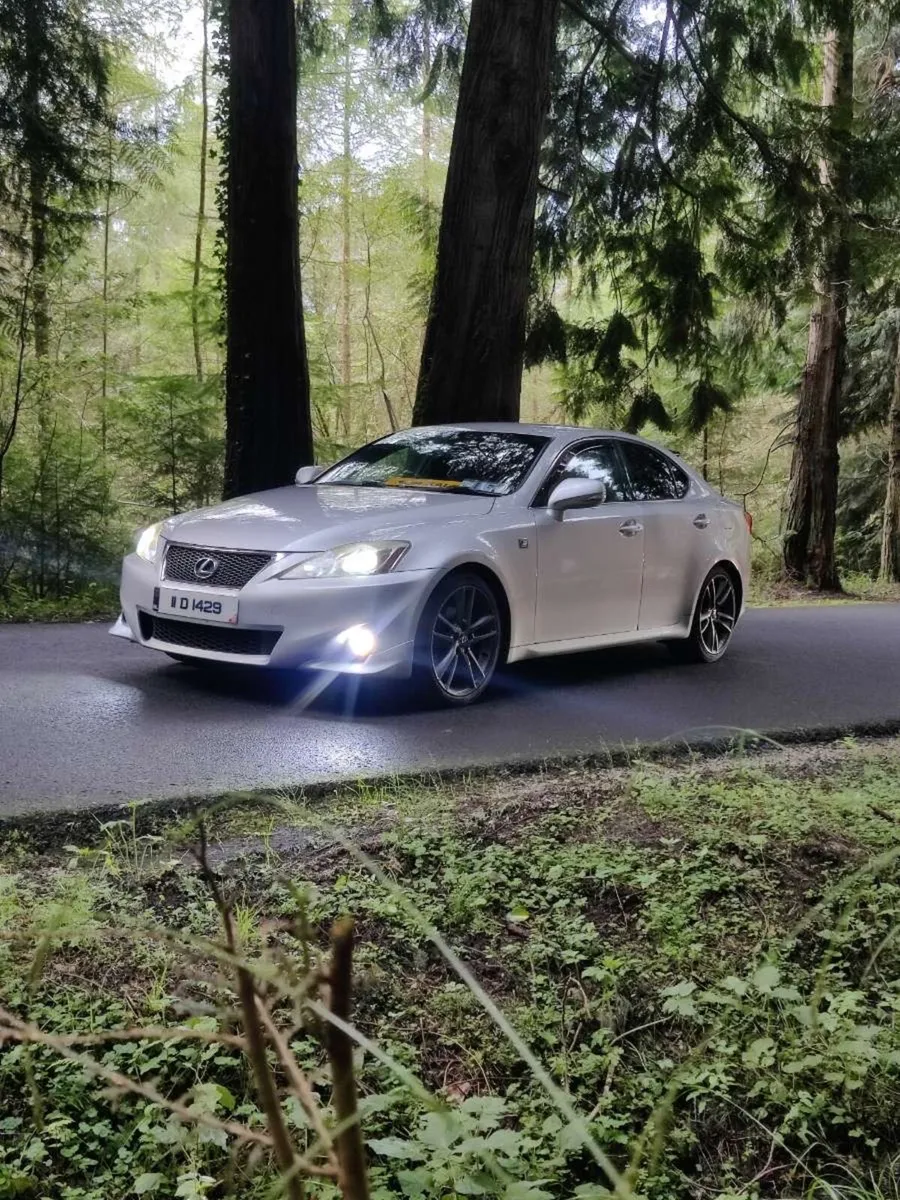 Is200d F Sport - Image 1